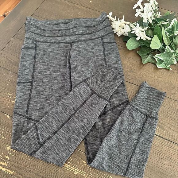 Athleta Excursion Tight Leggings Jogger Size small  Gray stretchy w/ pockets - Picture 1 of 8